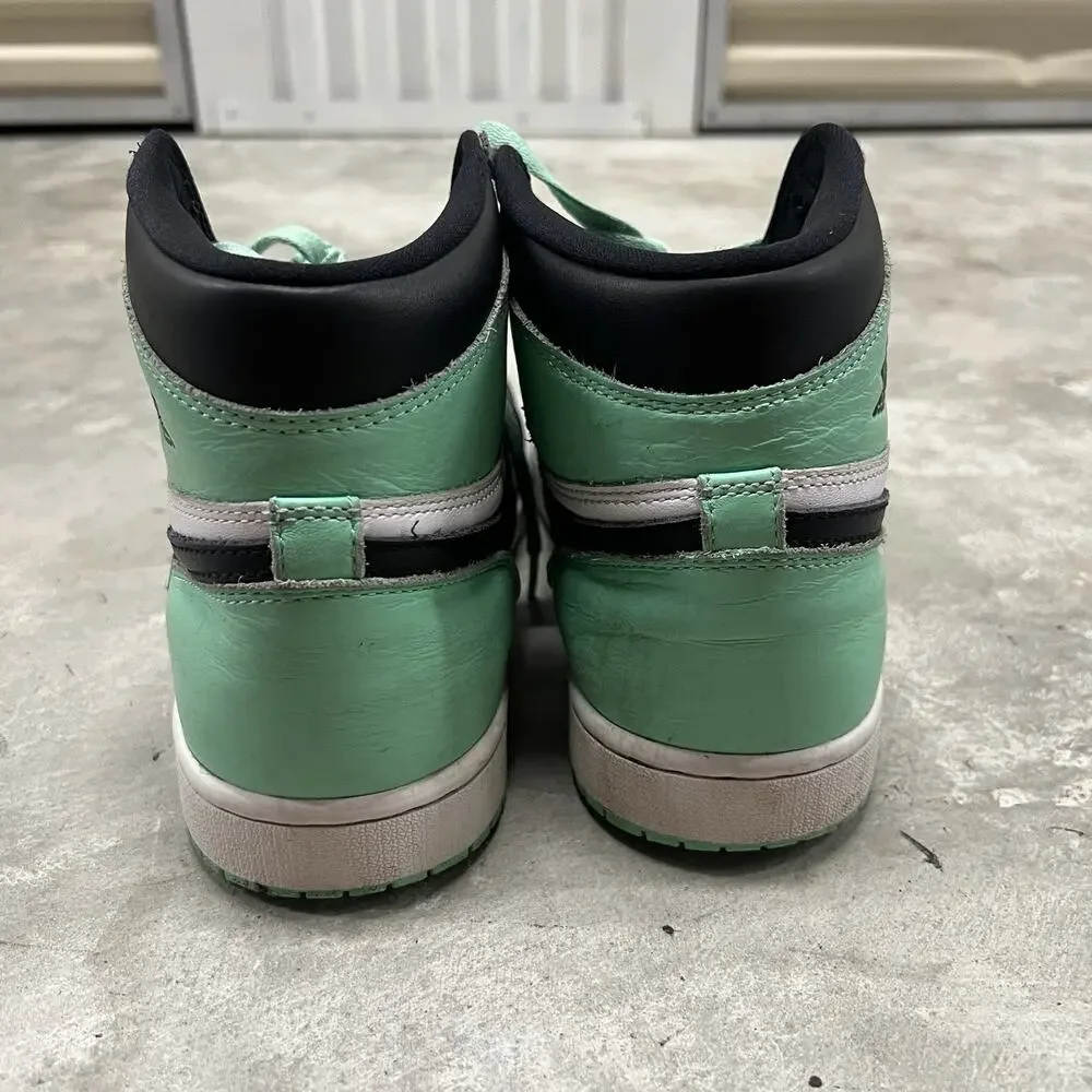 Air Jordan 1 Retro High OG Green Glow Black/White Size 10 In Mens